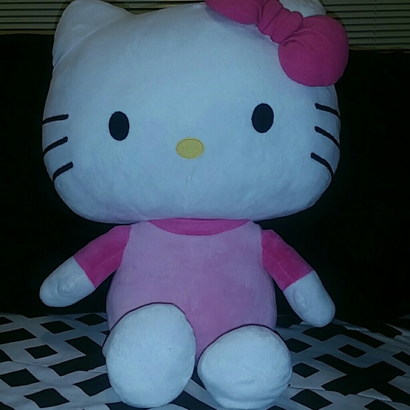 Hello Kitty Character - Picture 3 of 3